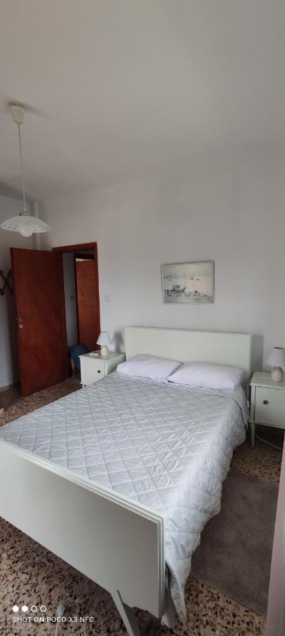 To Spiti Stin Aliki Apartment Artemida  Exterior photo